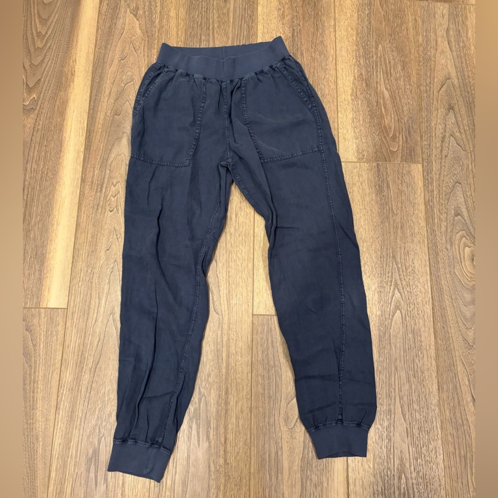 Faherty Arlie Day Tencel Linen Blend Joggers